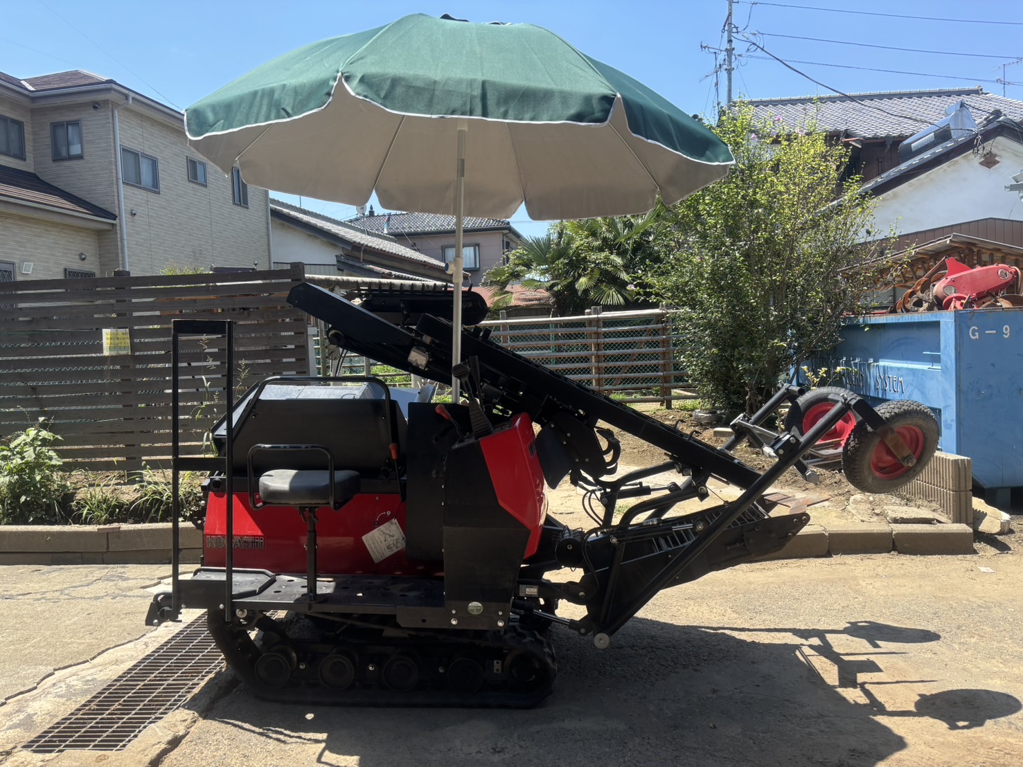 コバシ ネギ収穫機 HGX100用 日よけパラソルキット - 画像 (2)